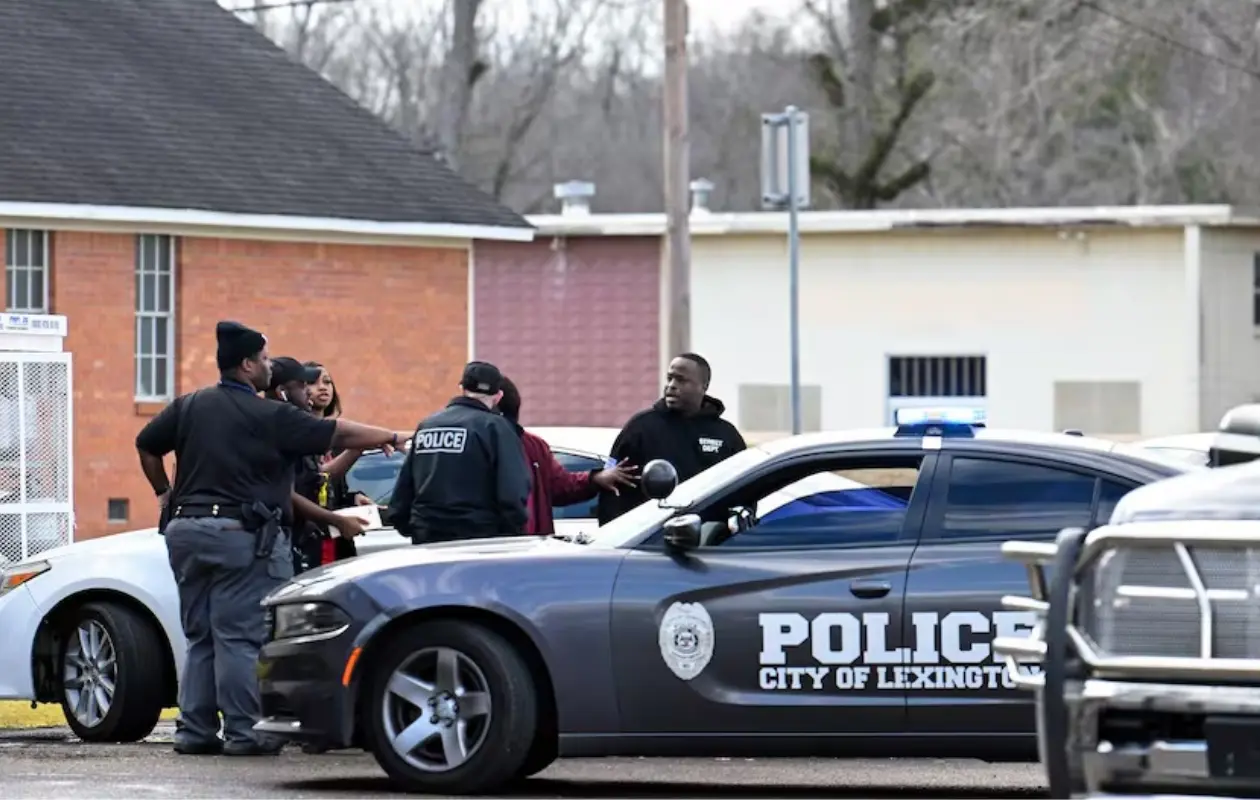 Las autoridades no han dado a conocer la identidad de las personas fallecidas.