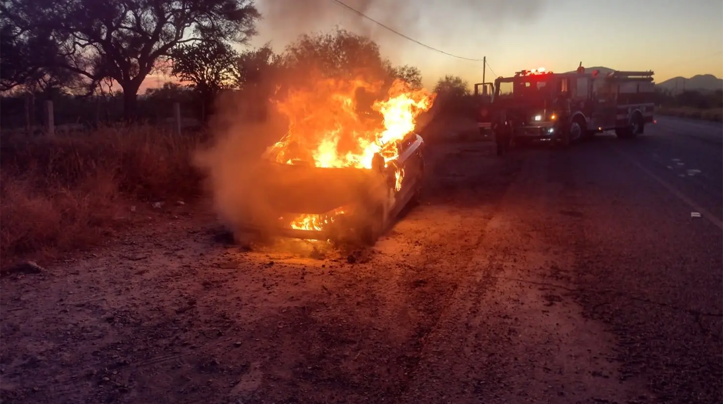 Accidentes e incendios movilizan a Bomberos Navojoa el fin de semana