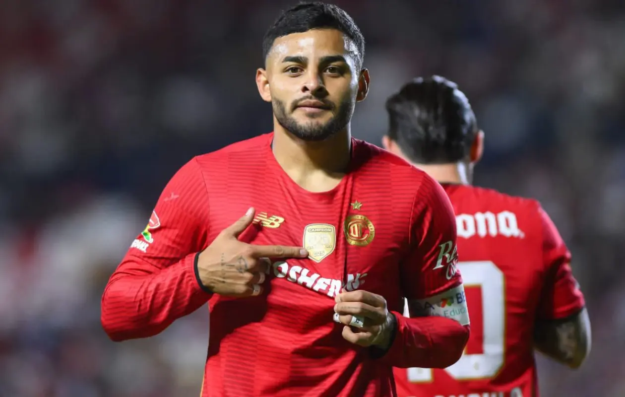 Tras la cirug&iacute;a el jugador comparti&oacute; una imagen en sus redes sociales donde asegur&oacute; que volver&aacute; m&aacute;s fuerte.