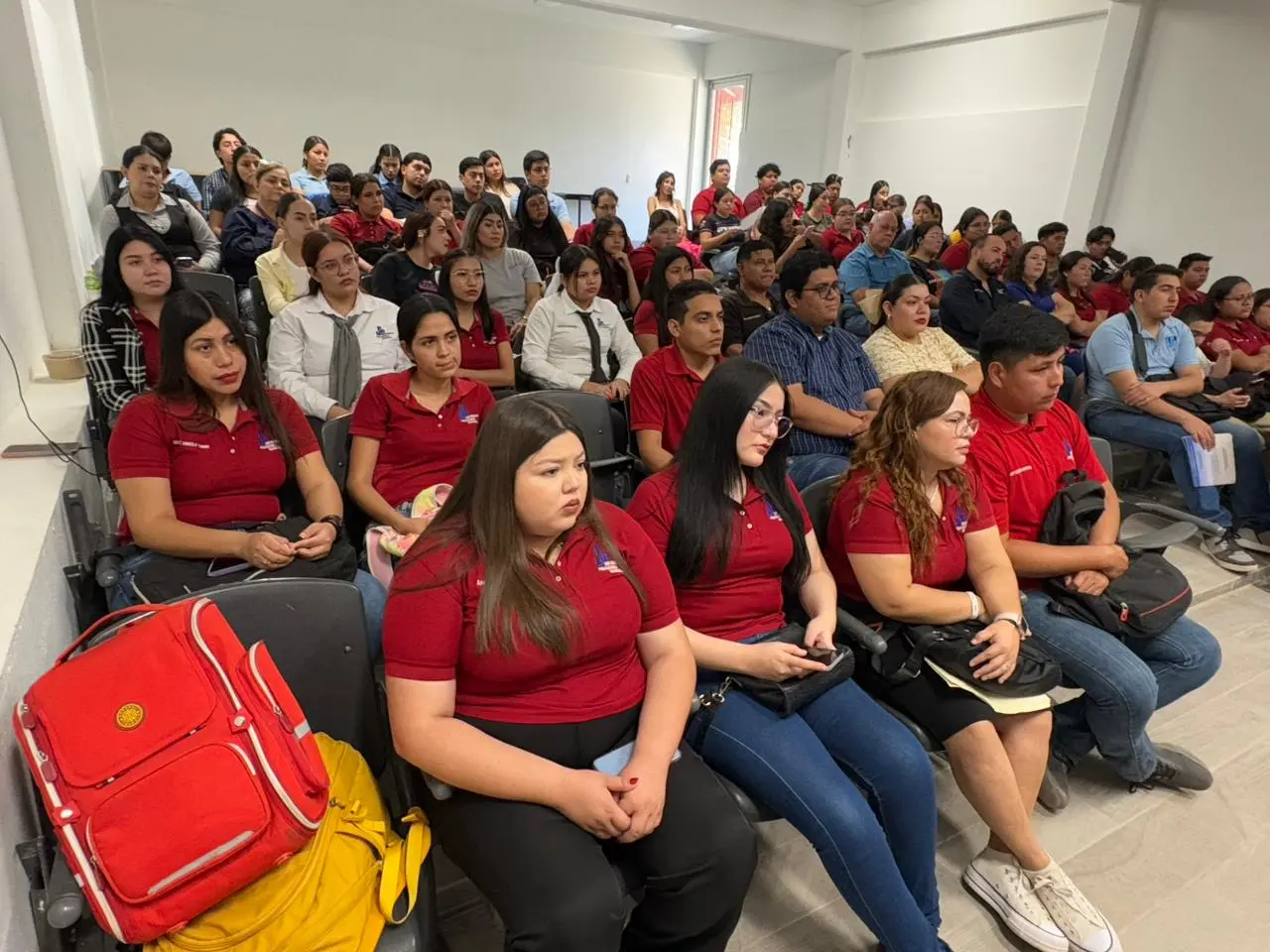 GUÍA PARA REGISTRO DE BECA1.- Ingresar a la página web oficial www.becasycredito.sonora.edu.mx2.- Selecciona la opción de “Becas y estímulos”3.- Seleccionar la convocatoria disponible4.- Ingresar a las “Bases”5.- Tener a la mano los documentos y requisitos que soliciten para el registro.