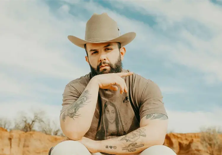 Car&iacute;n Le&oacute;n encabeza Premio Lo Nuestro 2026 con 10 nominaciones