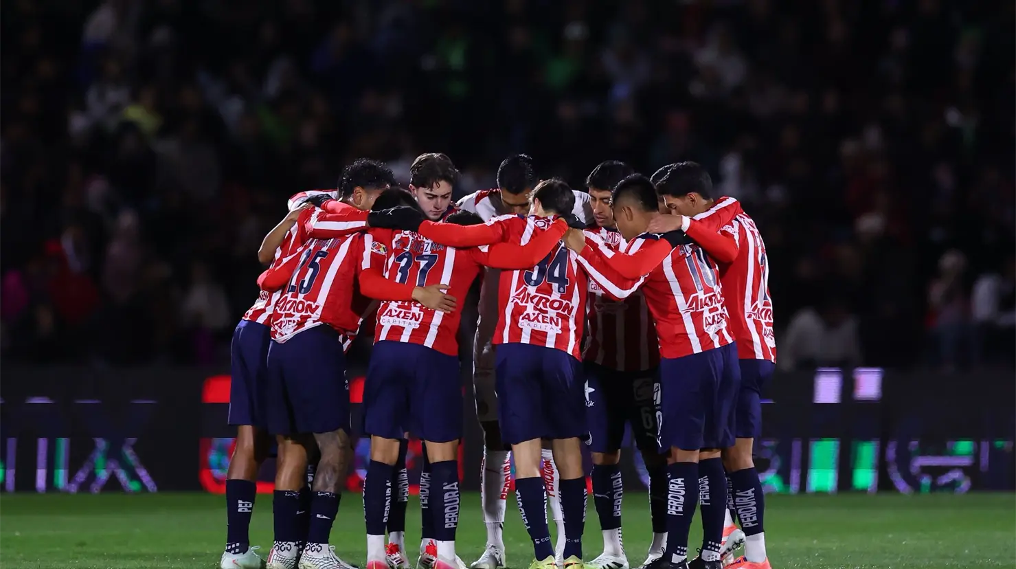 Yael Padilla dio el triunfo a Guadalajara con gol de &uacute;ltimo minuto.