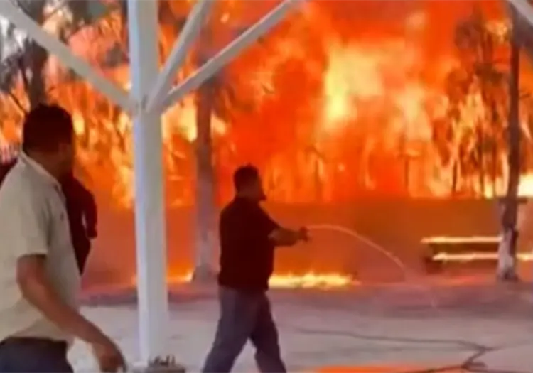 VIDEO | Registran fuerte incendio en Cobach de Tecate
