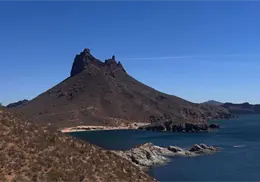 Cerro Tetakawi: el icónico guardián natural de San Carlos y uno de los paisajes más impresionantes de Sonora