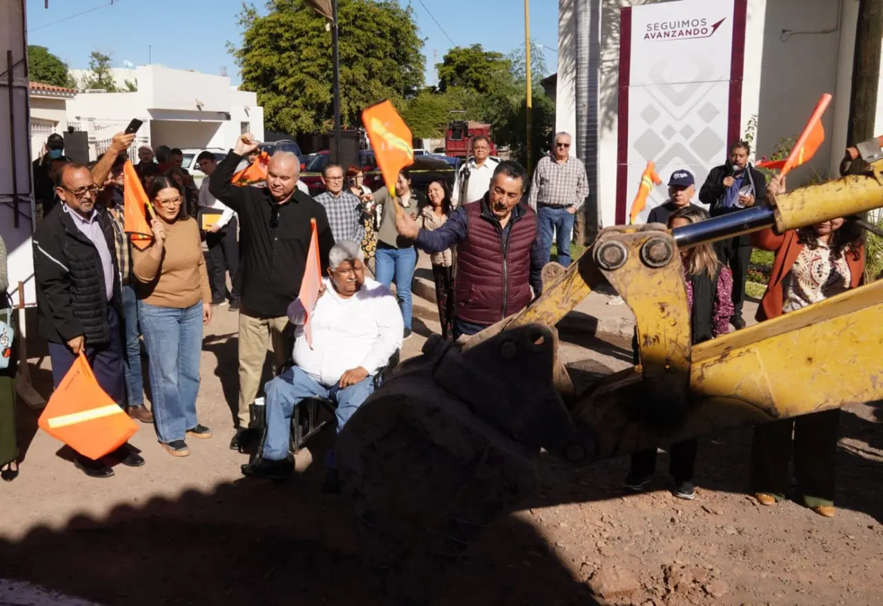 Javier Lamarque: se rehabilitan calles desde el interior