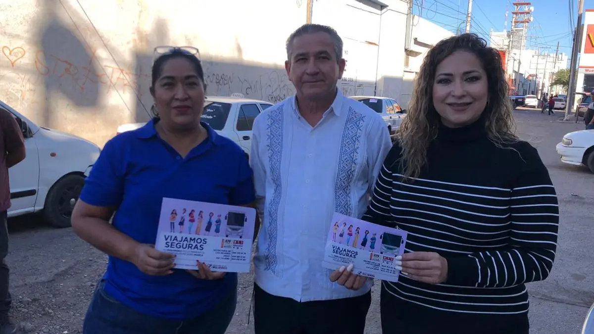 Buscan transporte seguro para mujeres en Ciudad Obreg&oacute;n: colocan calcas contra la violencia en taxis