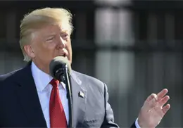 Trump amenaza con aranceles del 10% a ocho pa&iacute;ses europeos para forzar la compra de Groenlandia