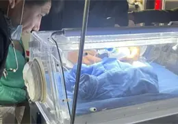 Localizan a presunta madre del reci&eacute;n nacido abandonado en la costa de Hermosillo; se reporta delicada