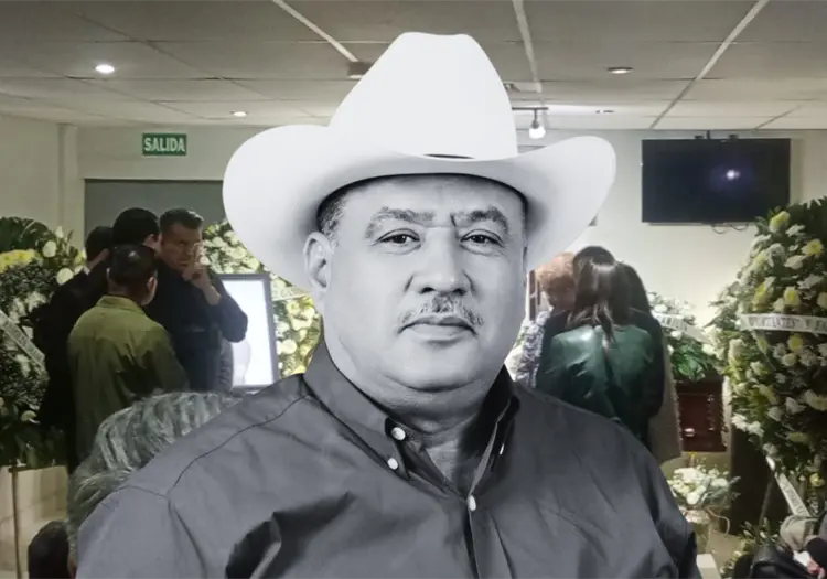 Funcionarios despiden a Serge Enr&iacute;quez en funeraria de Ciudad Obreg&oacute;n