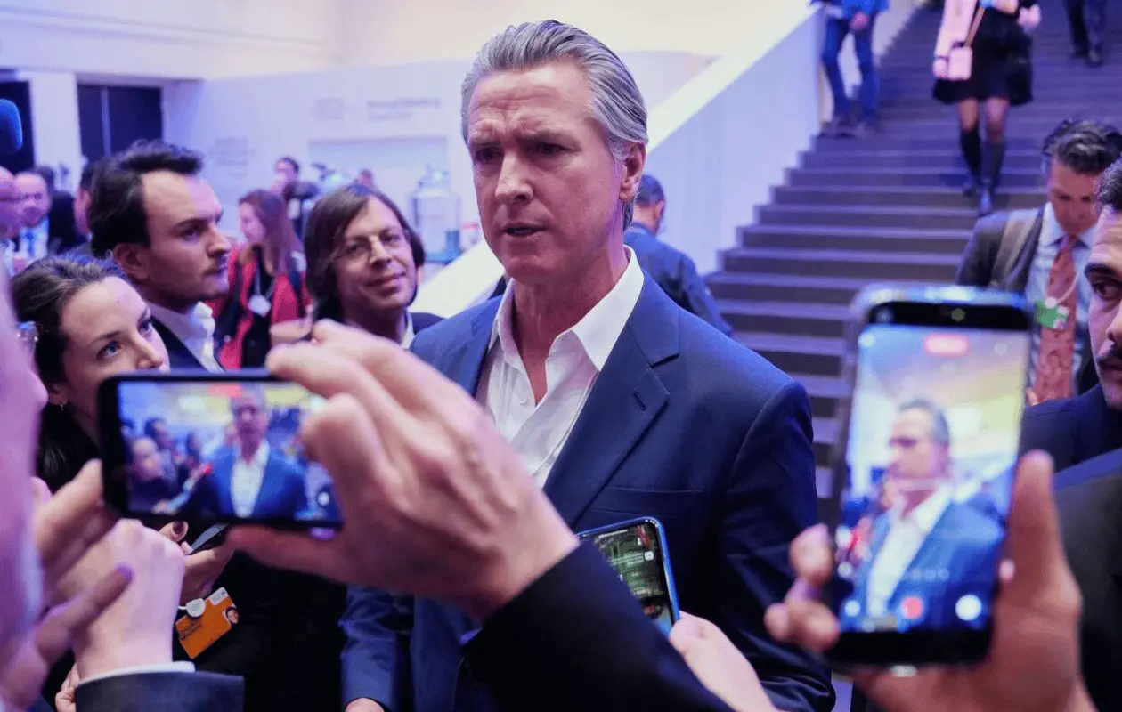 Critico la complacencia que se ha tenido hacia Donald Trump.