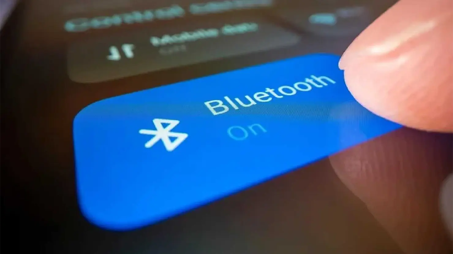 &iquest;Sales con el Bluetooth encendido? As&iacute; pueden robar tu informaci&oacute;n