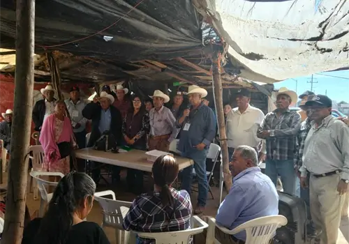 Mayos reclaman tierras, agua y desarrollo