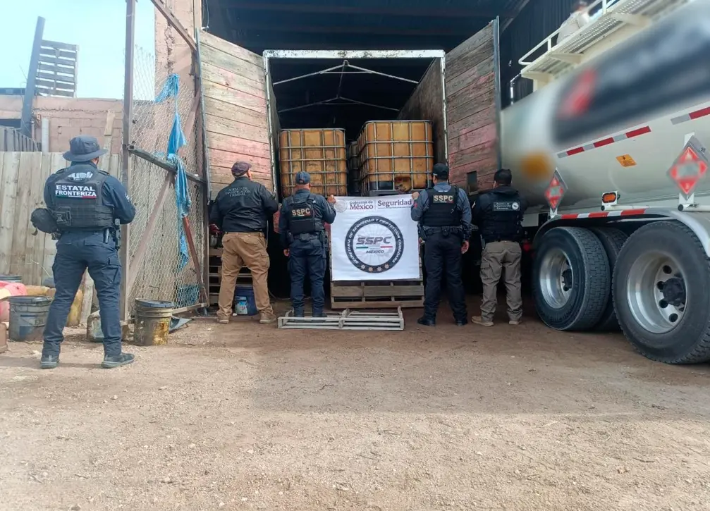 En Nogales, aseguran 15 mil litros de huachicol durante cateo