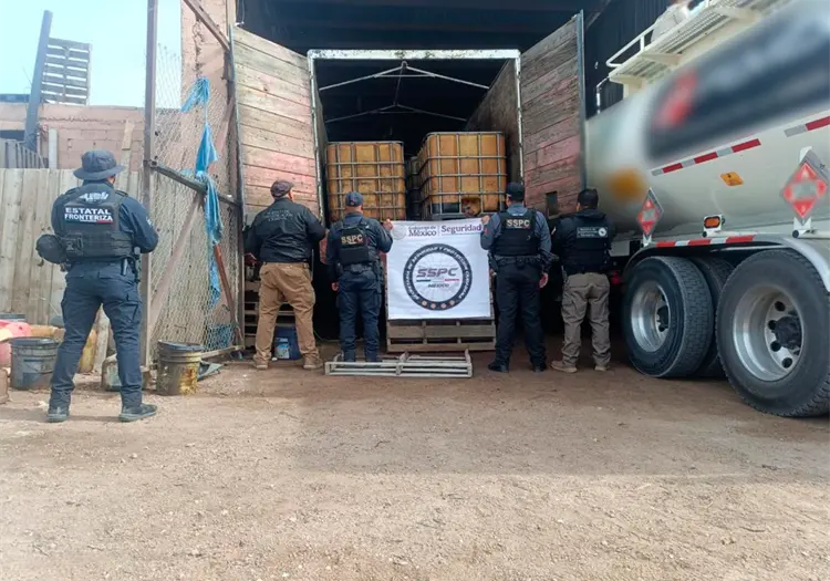 En Nogales, aseguran 15 mil litros de huachicol durante cateo