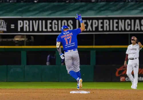 Charros pega primero al arrancar la Final de la LMP Charros pega primero al arrancar la Final de la LMP