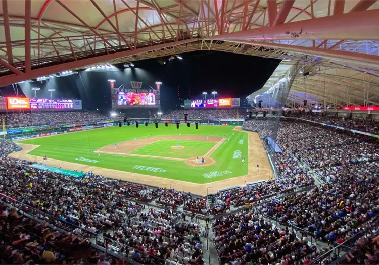 Tomateros exige boleto a ni&ntilde;os mayores de un a&ntilde;o para la Final de la LMP y desata pol&eacute;mica