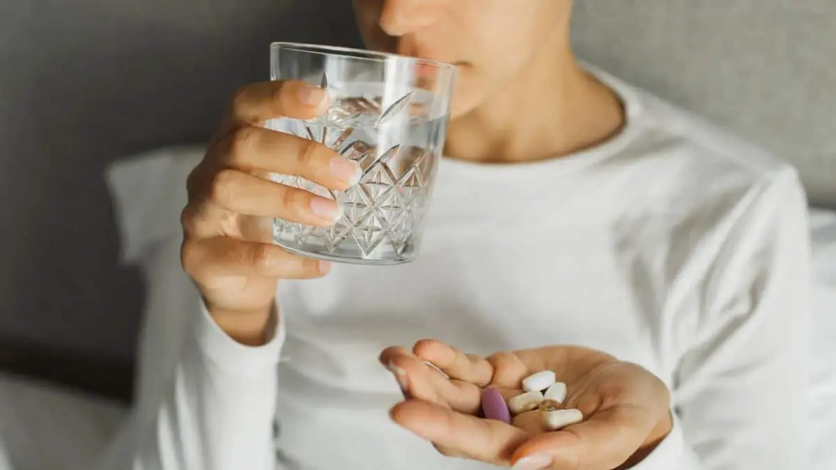 La vitamina D es esencial para la salud ósea y el sistema inmune, especialmente durante los meses con menor exposición al sol