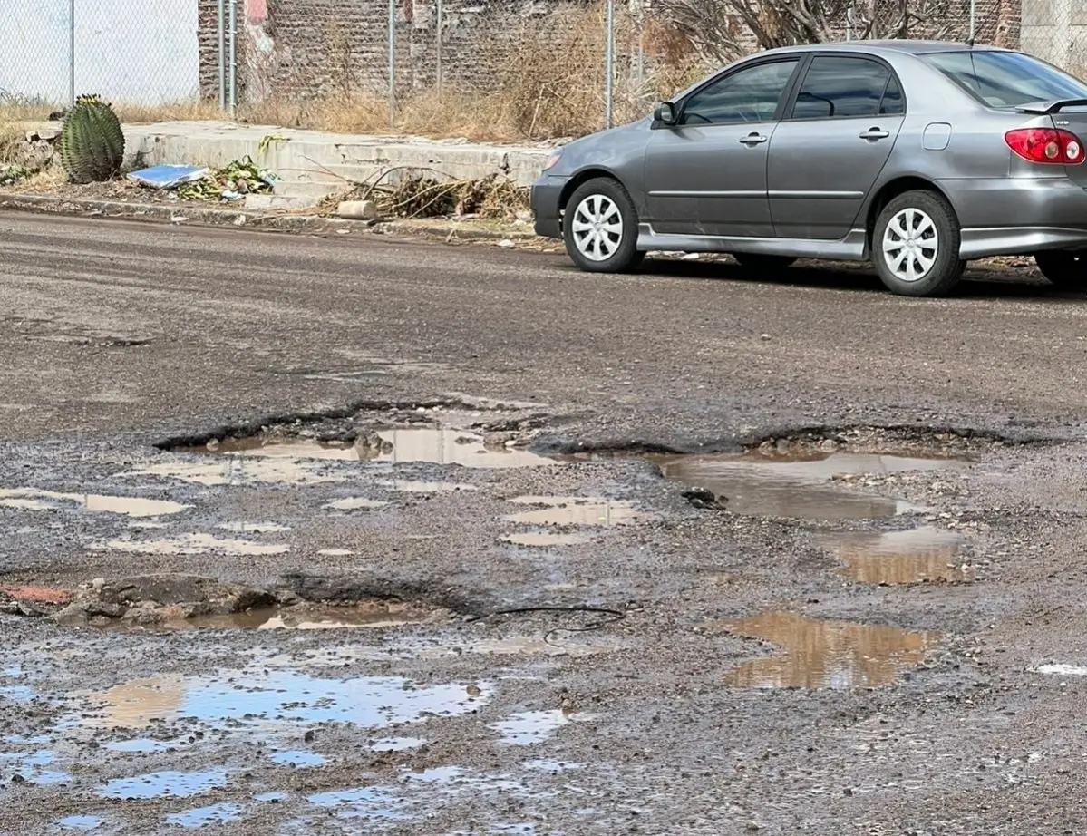Deja lluvias calles intransitables