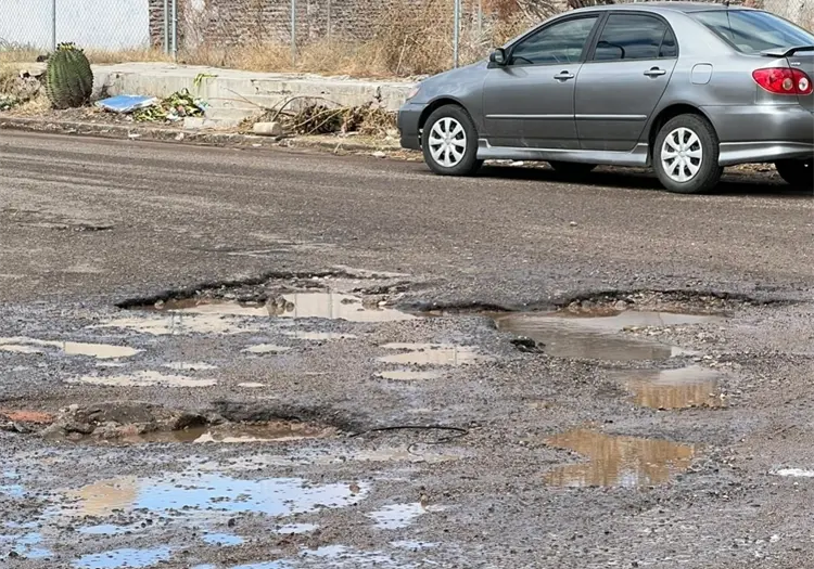Deja lluvias calles intransitables