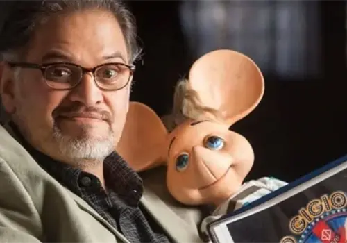 Muere Gabriel Garzón, voz de Topo Gigio, a los 57 años tras solicitar donadores de sangre Muere Gabriel Garzón, voz de Topo Gigio, a los 57 años tras solicitar donadores de sangre