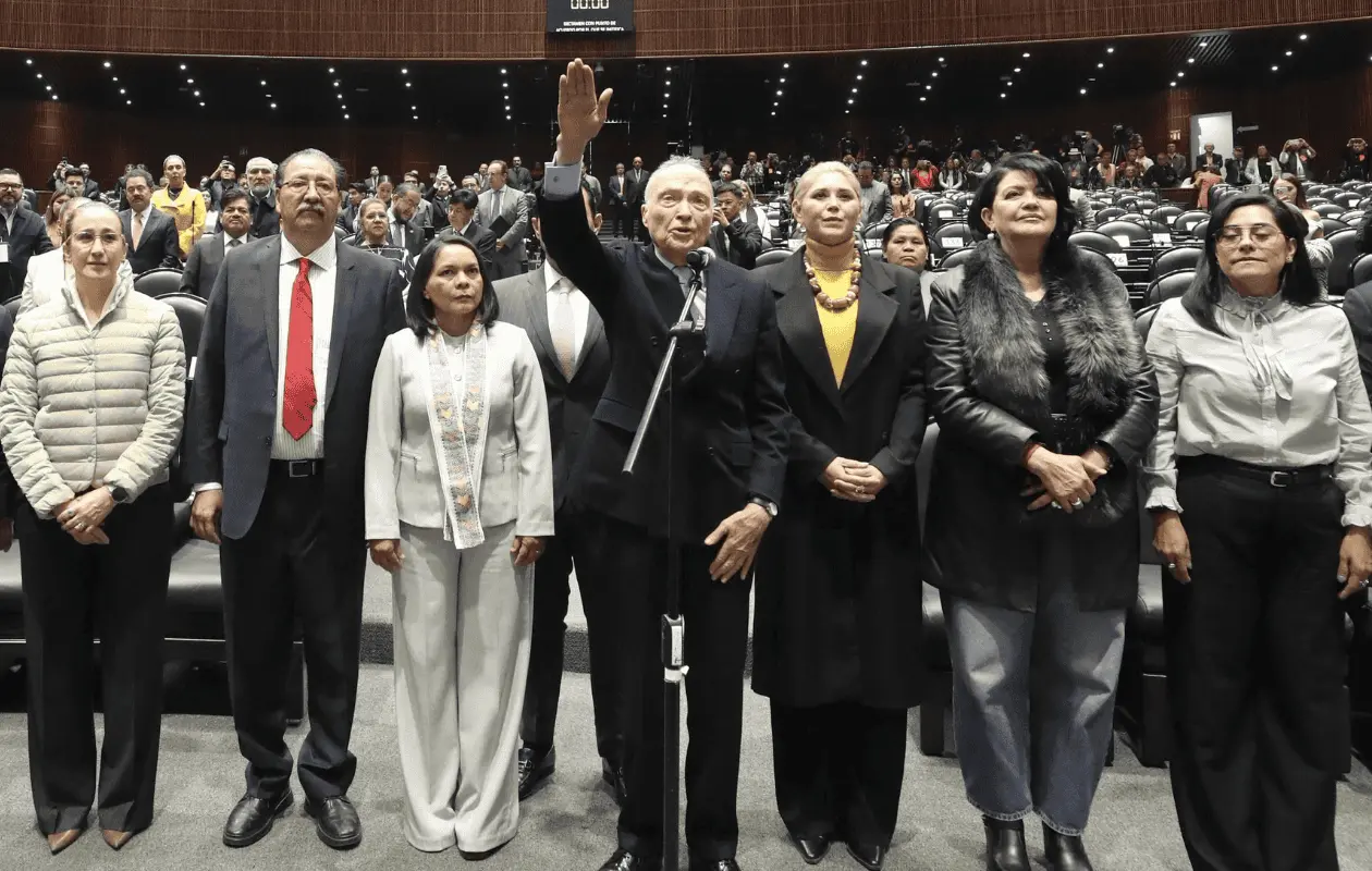 El exfiscal general de la Rep&uacute;blica ahora representar&aacute; a M&eacute;xico en el pa&iacute;s de Europa.