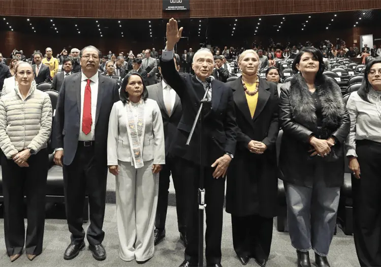 Alejandro Gertz Manero rinde protesta como embajador de M&eacute;xico en el Reino Unido