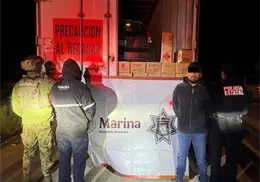 En Empalme, interceptan tráiler que transportaba armamento y vehículos En Empalme, interceptan tráiler que transportaba armamento y vehículos