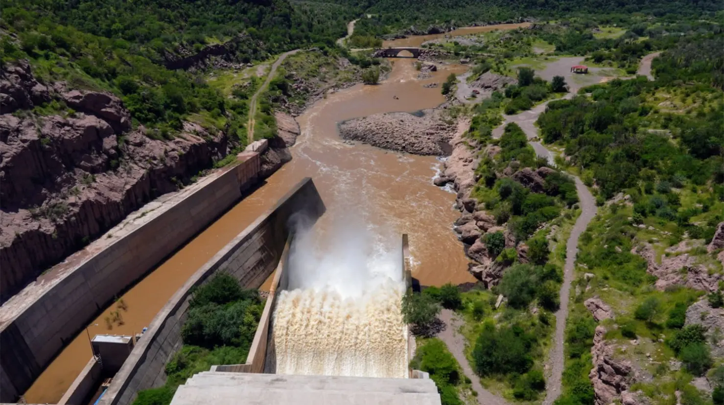 Frente fr&iacute;o deja aportaciones en sistema de presas