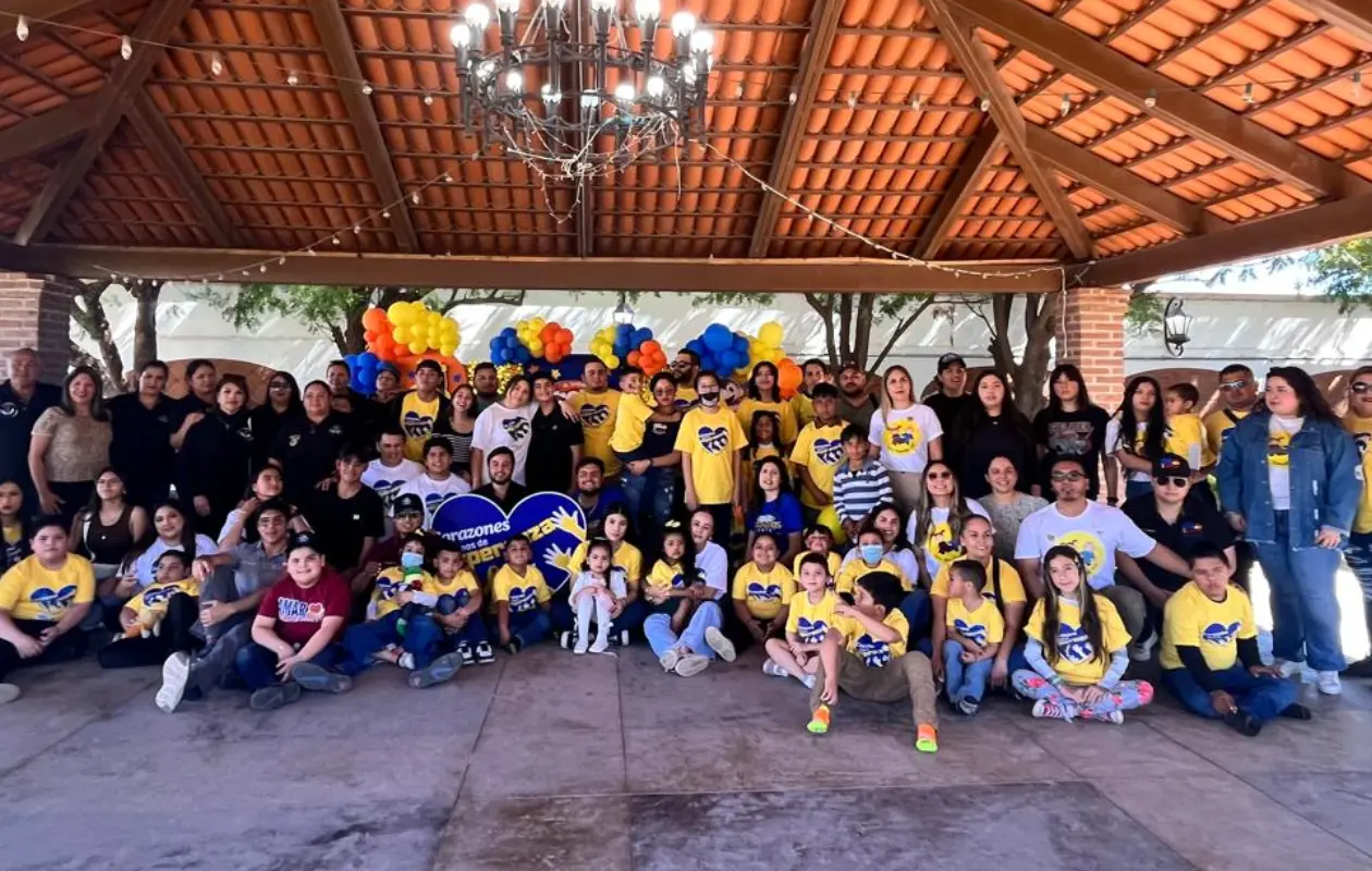 Cada menor recibir&aacute; un paquete que incluye tenis nuevos, camiseta, regalo, reconocimiento y otras sorpresas.