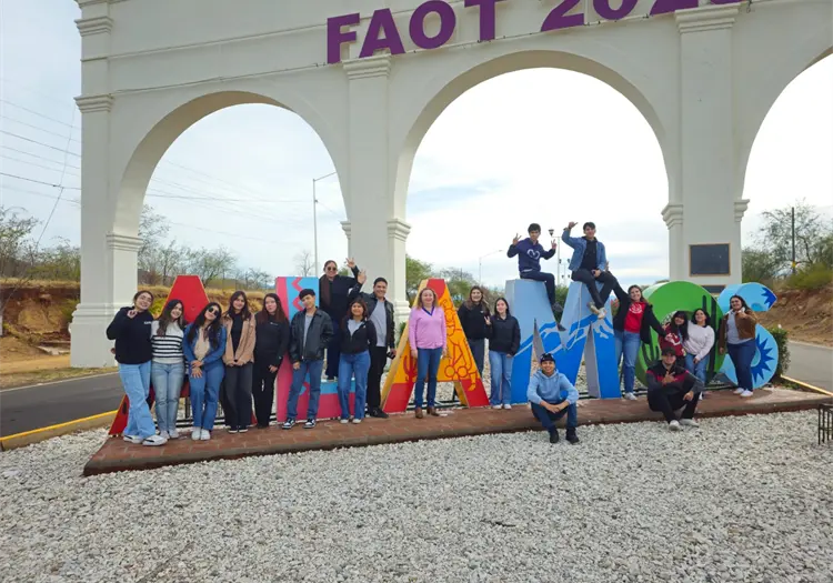 Escuela Normal de Obreg&oacute;n enviar&aacute; a 82 estudiantes al FAOT para impulsar la formaci&oacute;n cultural
