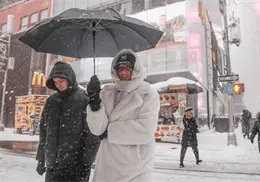 Tormenta invernal en Estados Unidos deja 30 muertos y provoca apagones masivos