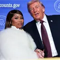Nicki Minaj se declara fan #1 de Trump y dona miles de dólares a plan de inversión del presidente Nicki Minaj se declara fan #1 de Trump y dona miles de dólares a plan de inversión del presidente