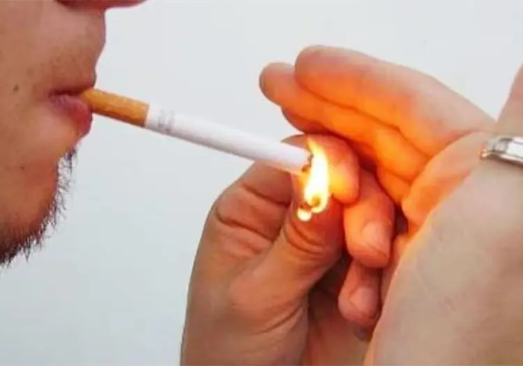 Millones de fumadores en M&eacute;xico quieren dejar el tabaco, pero el sistema de salud no los acompa&ntilde;a