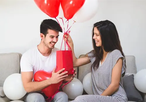 &iquest;No sabes qu&eacute; regalar en San Valent&iacute;n?; 10 ideas de regalos para sorprender a tu pareja este 14 de febrero