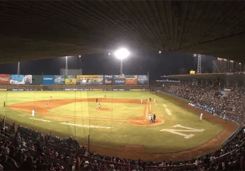 Vuelve el beisbol al "Cicl&oacute;n" Echeverr&iacute;a de Navojoa