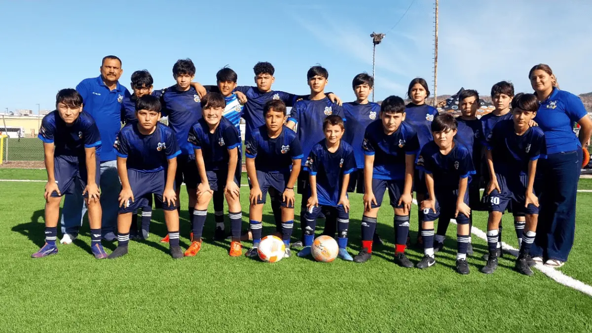 La categor&iacute;a 2012 del Niuppy dice presente en el Puerto de Guaymas.