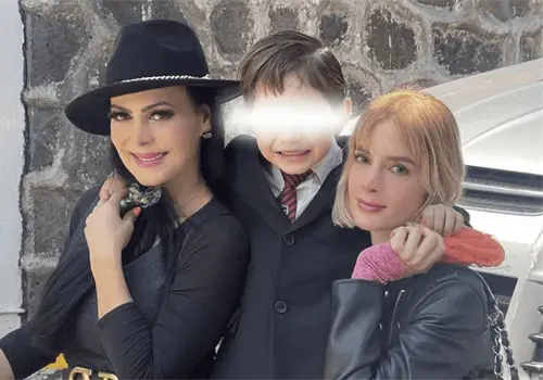Imelda Tuñón graba a su hijo con máscara y lanza mensaje contra Maribel Guardia Imelda Tuñón graba a su hijo con máscara y lanza mensaje contra Maribel Guardia