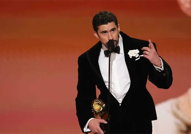 Bad Bunny hace historia en los Grammy con el primer &Aacute;lbum del A&ntilde;o en espa&ntilde;ol