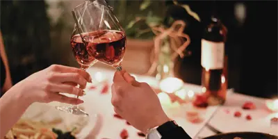 Cena de San Valentín por menos de 500 pesos para celebrar en casa con tu pareja Cena de San Valentín por menos de 500 pesos para celebrar en casa con tu pareja