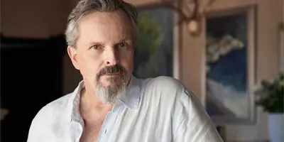 Miguel Bosé reaparece en CDMX con dificultades al hablar y desata preocupación entre sus fans Miguel Bosé reaparece en CDMX con dificultades al hablar y desata preocupación entre sus fans