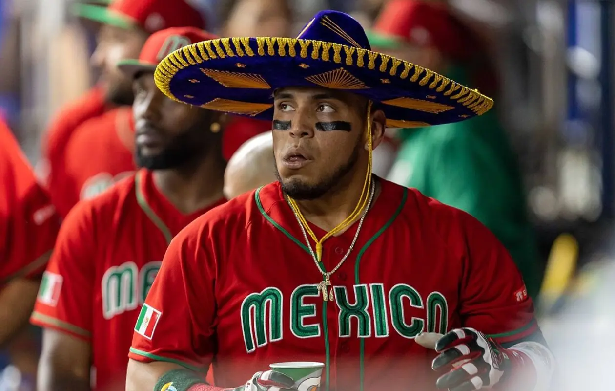 El acuerdo representa estabilidad econ&oacute;mica para el jugador mexicano.