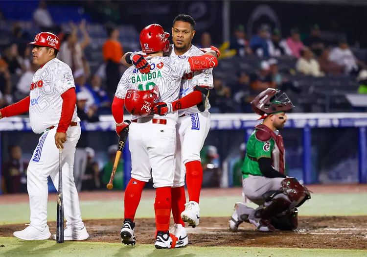 M&eacute;xico Rojo domina a M&eacute;xico Verde y clasifica a semifinales
