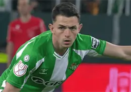 &Aacute;lvaro Fidalgo debuta con el Betis en una derrota 5-0 ante el Atl&eacute;tico de Madrid