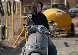 Ir&aacute;n permite a las mujeres conducir motocicletas tras a&ntilde;os de vac&iacute;o legal y presi&oacute;n social