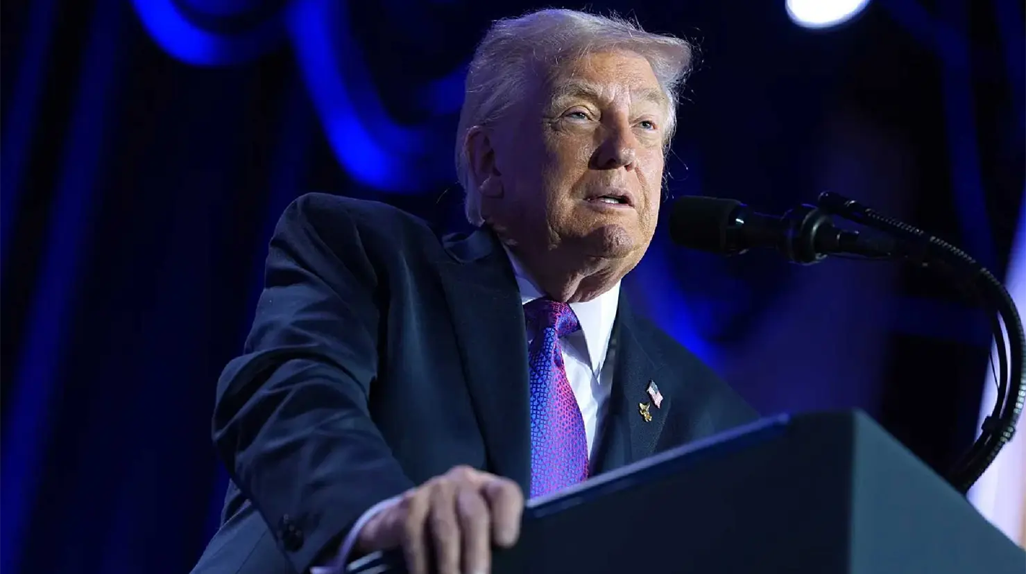 Trump rechaza disculparse por video racista contra los Obama difundido en Truth Social