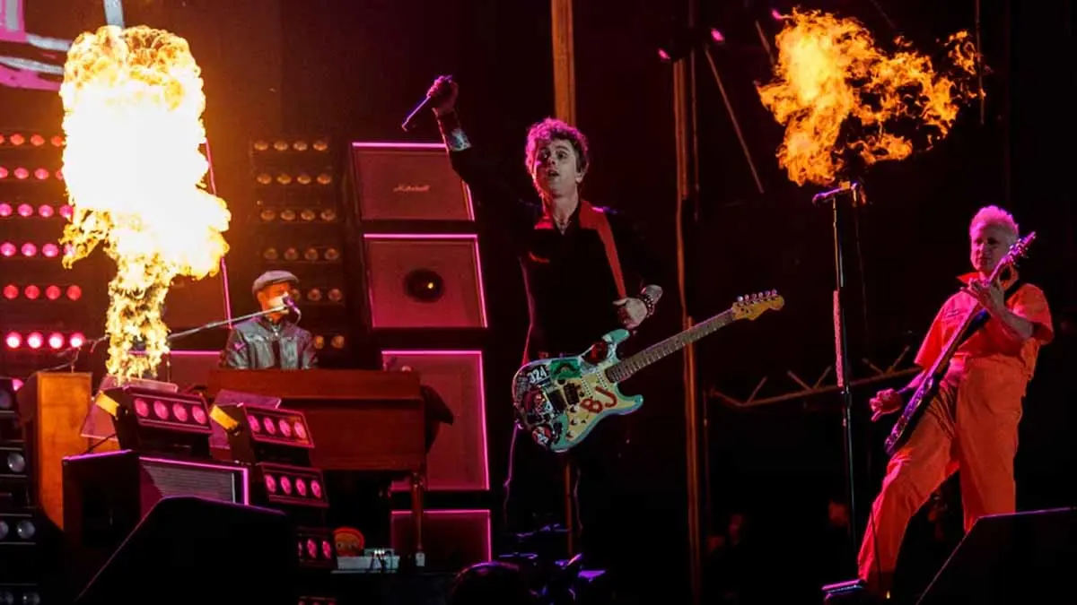 Green Day protesta contra políticas migratorias durante su concierto en San Francisco