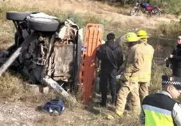 Vuelca camioneta en Libramiento Guaymas – Ciudad Obregón