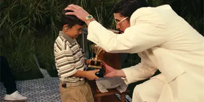 &iquest;Era Liam Ramos? La verdadera identidad del ni&ntilde;o que apareci&oacute; con Bad Bunny en el Super Bowl