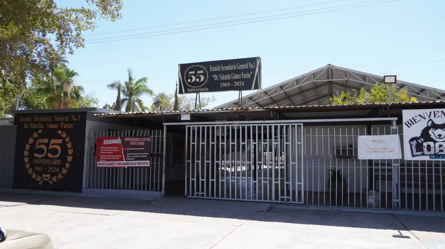 En total la secundaria tiene alrededor de 712 estudiantes que forman parte de la matr&iacute;cula acad&eacute;mica