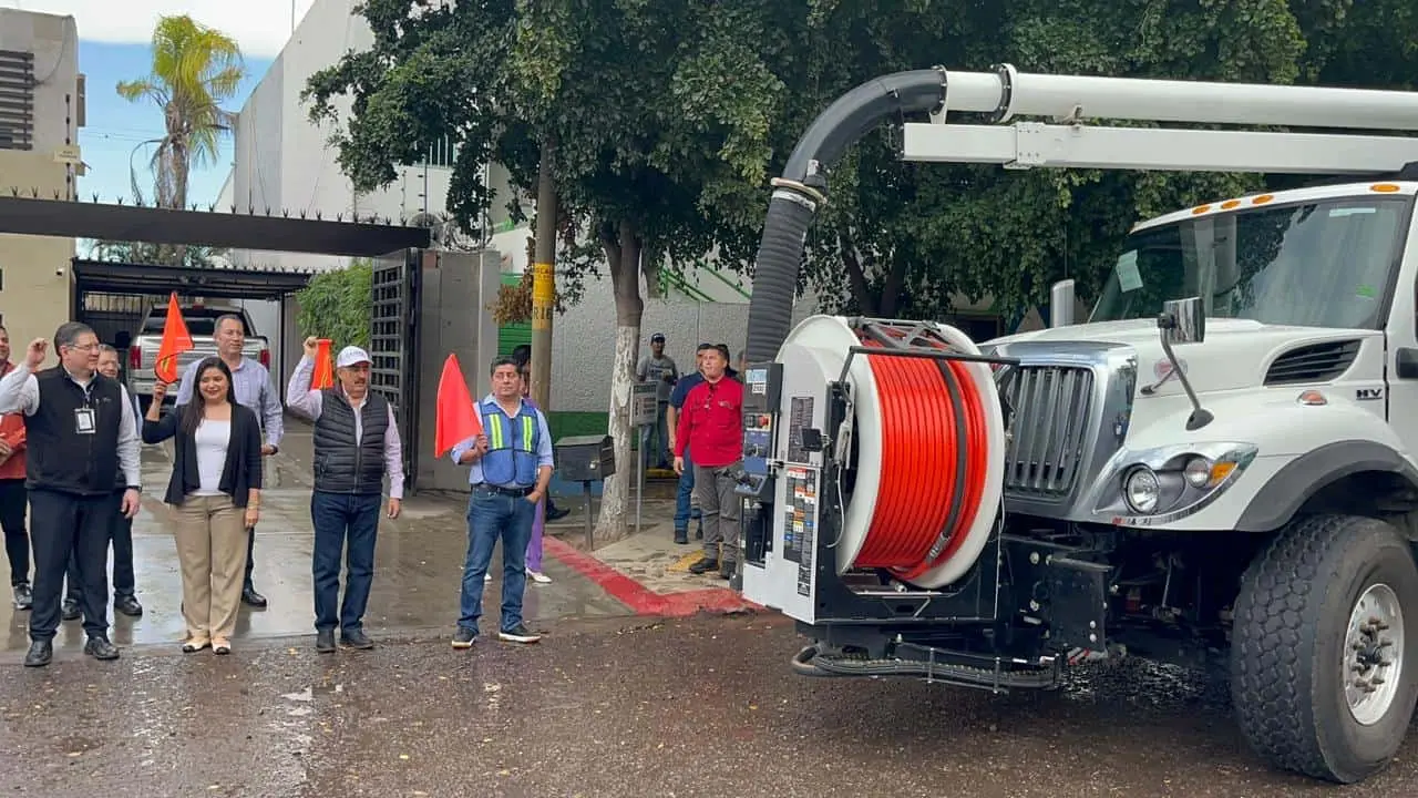 Nuevas máquinas de desazolve llegan a Cajeme para atender drenajes colapsados